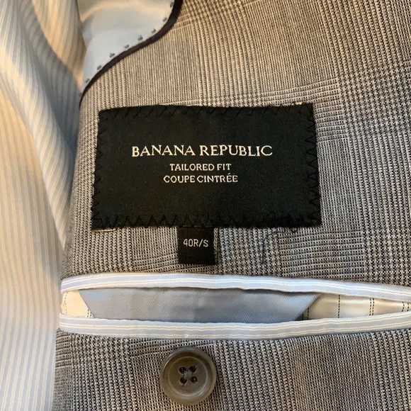 Banana Republic grey checked suit - Picture 7 of 8
